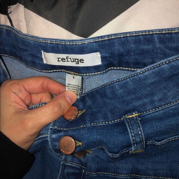 Jeans - Picture 2 of 2